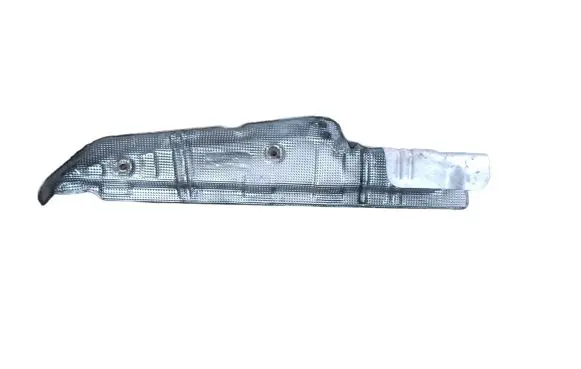 BMW X5 E70 Heat shield in engine bay 8511809
