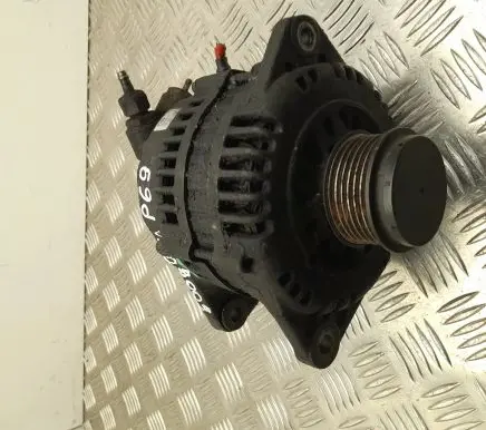 Opel Zafira B Generator/alternator 8973695070