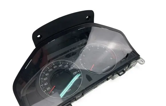 Speedometer (instrument cluster)