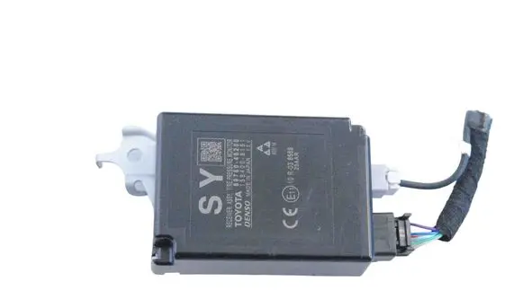 Lexus RX 450H Tire pressure control unit 1584008151 8976048200