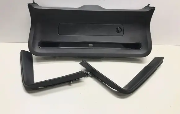 Volvo XC40 Tailgate trim 30747056