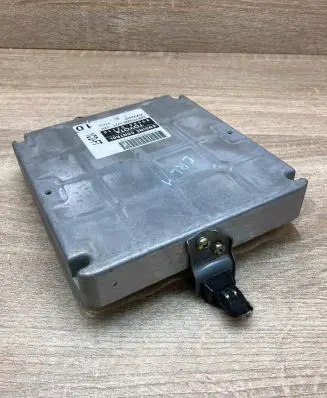 Toyota Corolla E120 E130 Engine control unit/module ECU 8966602110 17580005221