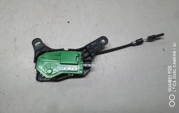 KIA Ceed Fuel tank cap lock A62004B05