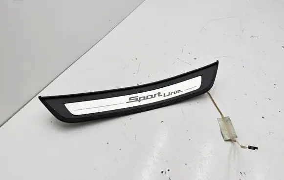 BMW 5 G30 G31 G38 Rear sill trim cover 7390218 00000374 8S000007100