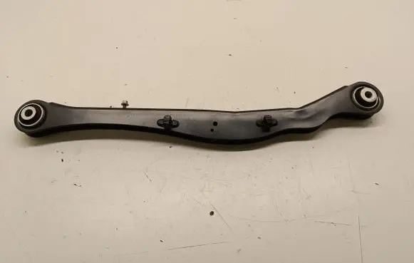 BMW 1 F40 Rear control arm 689588501