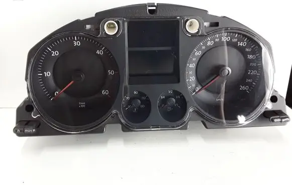 Volkswagen PASSAT B6 Speedometer (instrument cluster) 3C0920850Q V0018000