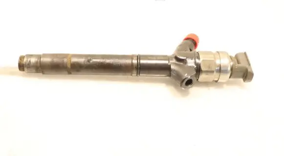 Toyota Corolla Verso E121 Fuel injector 23670-0R020