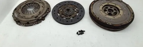 Volkswagen Sharan Clutch set kit 038141025R 063082306503