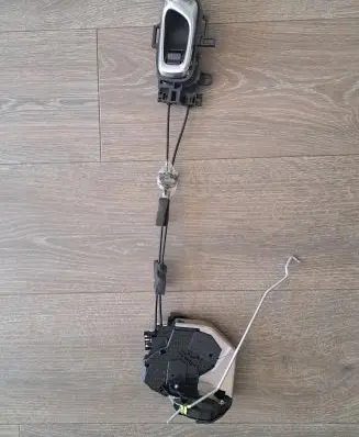 Honda HR-V Rear door lock N0715120