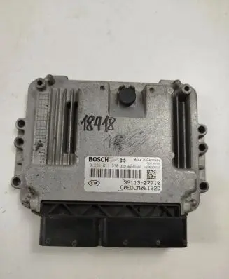 KIA Ceed Engine control unit/module 39113-27710 0281013570
