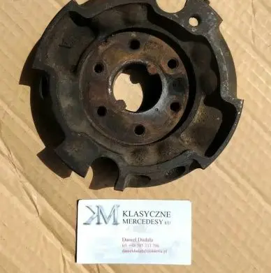Mercedes-Benz W123 Crankshaft pulley 6170310607