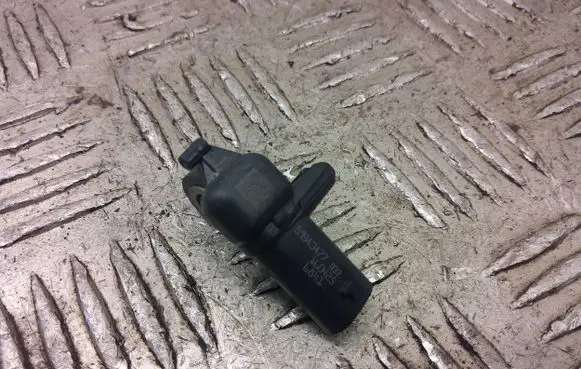 Fiat 500X Airbag deployment crash/impact sensor 51943477