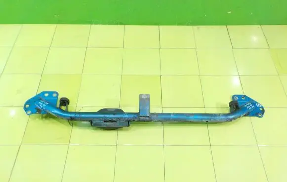 Audi 80 90 S2 B4 Front bumper support beam 