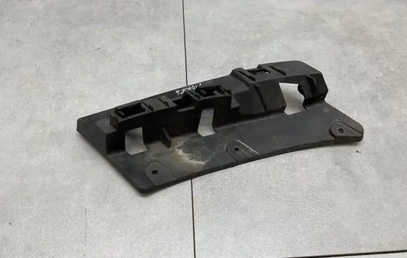 Opel Mokka Headlight/headlamp mounting bracket 95127320