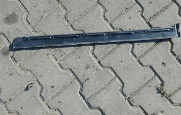 Mercedes-Benz R W251 Rear door trim (molding) A2516903662