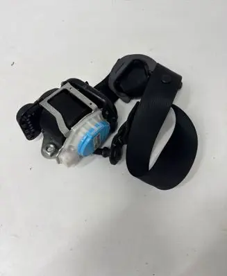 Mercedes-Benz A W176 Front seatbelt A1768602285