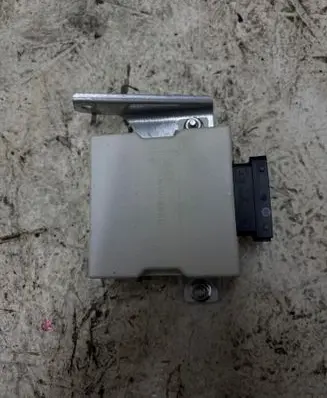 Toyota Corolla Verso AR10 Window wiper relay 859400F010A 603002
