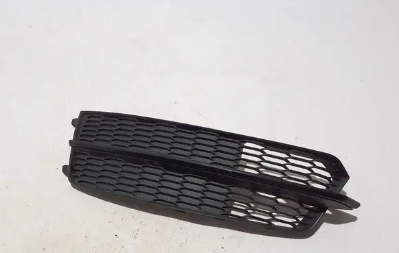 Front bumper lower grill