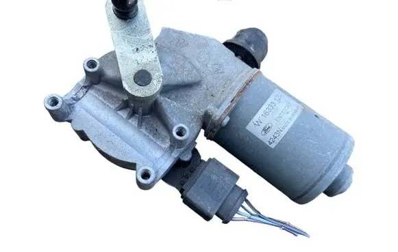 Ford C-MAX II Front wiper linkage and motor W163331