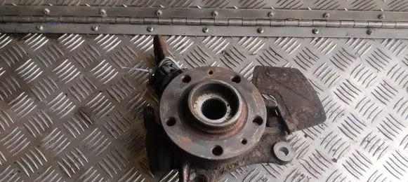 Peugeot 407 Front wheel hub