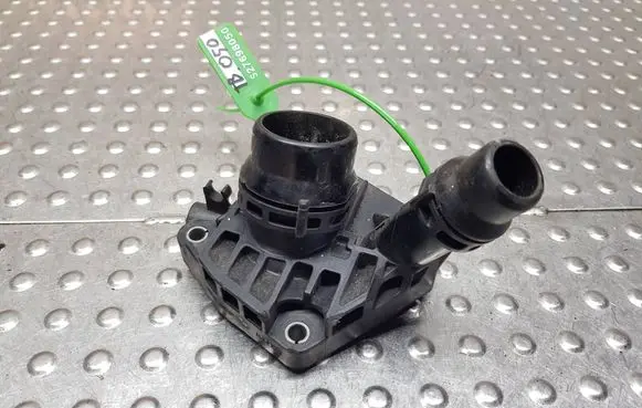 BMW 3 F30 F35 F31 Thermostat housing S27698050 4118930