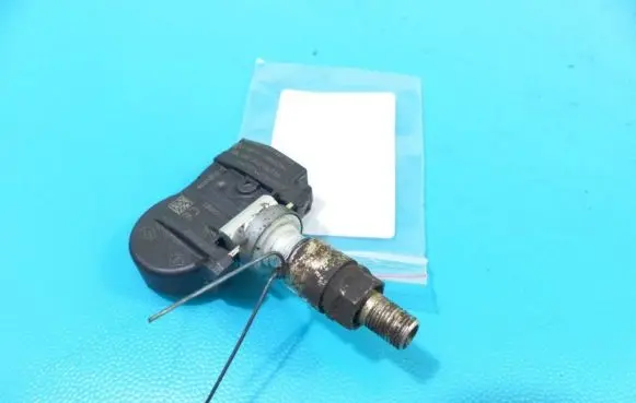 Renault Megane III Tire pressure sensor S180052064A IMPRK1211669