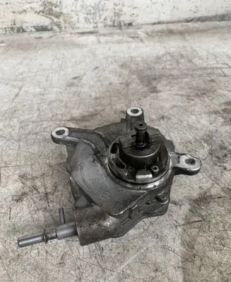 Toyota Corolla Verso AR10 Vacuum pump