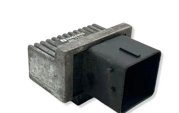 Renault Kangoo II Glow plug pre-heat relay BDL712 9640469680