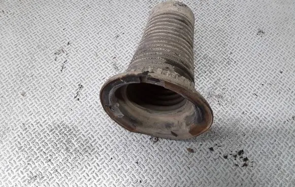 Land Rover Freelander Rear strut damper dust cover boot 