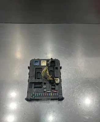 Peugeot Partner Comfort/convenience module 966689558002 K0300230910 300230910