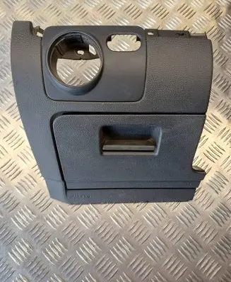 Dashboard lower bottom trim panel