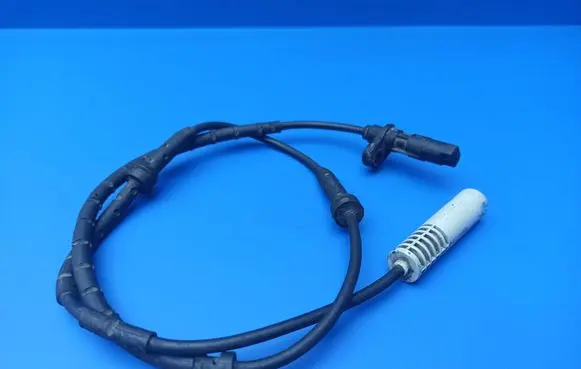 BMW 7 E65 E66 ABS rear brake sensor 6752160 34526752160