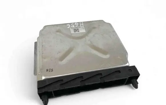 Volvo S80 Engine control unit/module ECU 30684877A