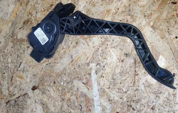 Citroen DS3 Accelerator throttle pedal 9671433780