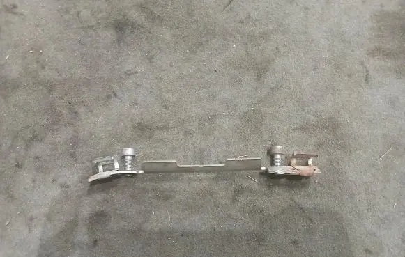 BMW 5 F10 F11 Bracket in trunk/boot 7584401