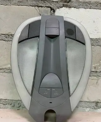 Mercedes-Benz E W211 Front seat light A2118205301