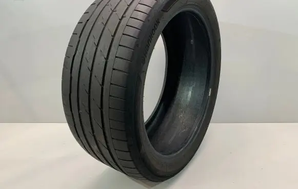 BMW 4 G22 G23 G24 G26 R19 summer tire 