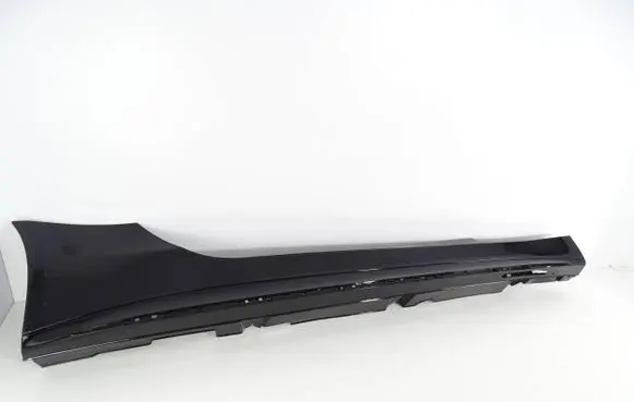 Foot area side trim