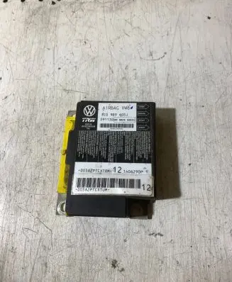 Volkswagen PASSAT B6 Airbag control unit/module 3C0909605J