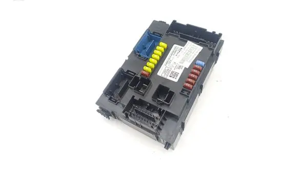 Jeep Compass Comfort/convenience module 68409791AE 53482184 2015DJ7041