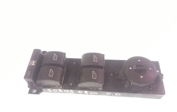 Ford Focus Electric window control switch 3M5T14A132AF