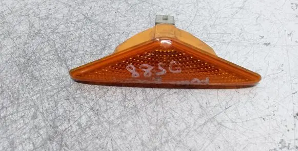 Ford Focus Front fender indicator light XS4H3K354A