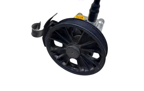 Volvo XC90 Power steering pump 8683966