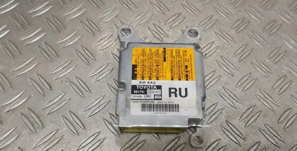 Toyota Yaris Airbag control unit/module 891700D540