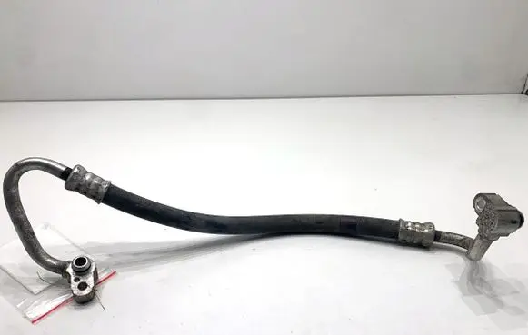 Toyota Yaris Air conditioning (A/C) pipe/hose 