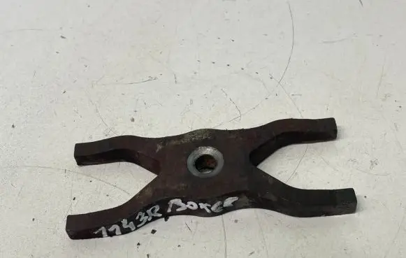 Peugeot Boxer Fuel Injector clamp holder