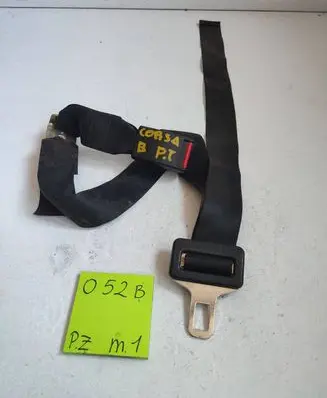 Opel Corsa B Rear seatbelt 384738
