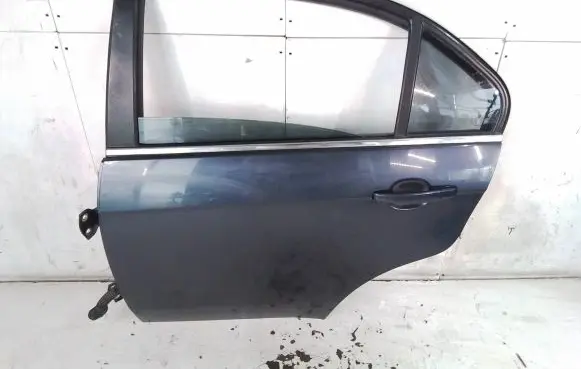 Chevrolet Epica Rear door