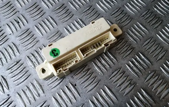 Hyundai i40 Door central lock control unit/module 919402H130