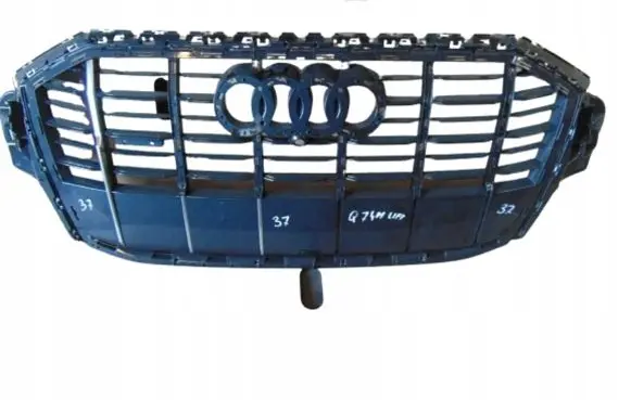 Audi Q7 4M Front bumper upper radiator grill 4M0853651AJ 4M0853651AH